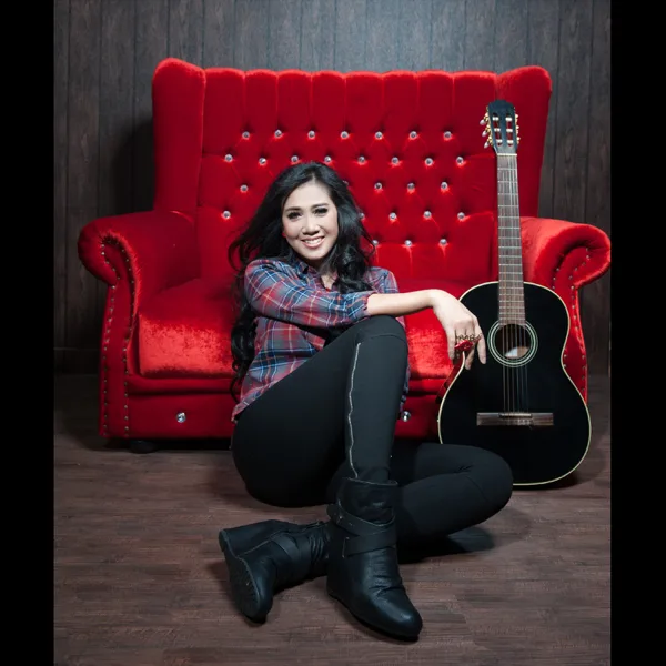 Muara Kasih Bunda — Erie Suzan